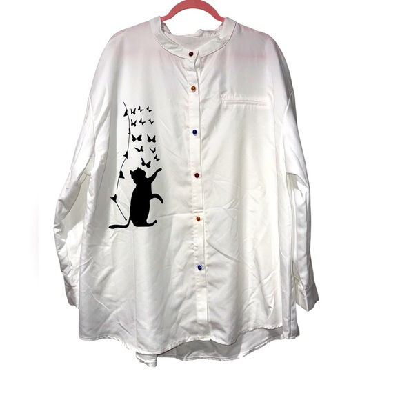 SHEIN Long Sleeve Top with Cat - Picture 1 of 10